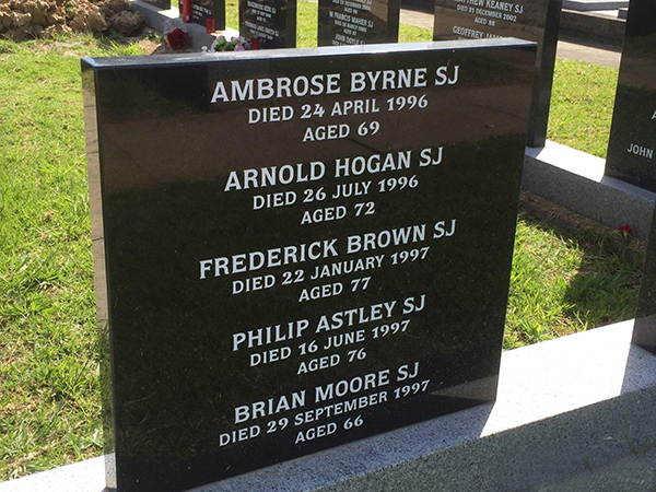 Philip_Astley_gravestone